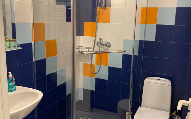 33 Tyulpana Guest house