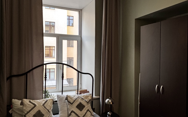 Квартира У Аничкова моста с 2 спальнями