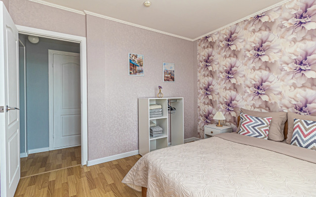 Квартира Уютная Двухкомнатная на ул. Черкасская