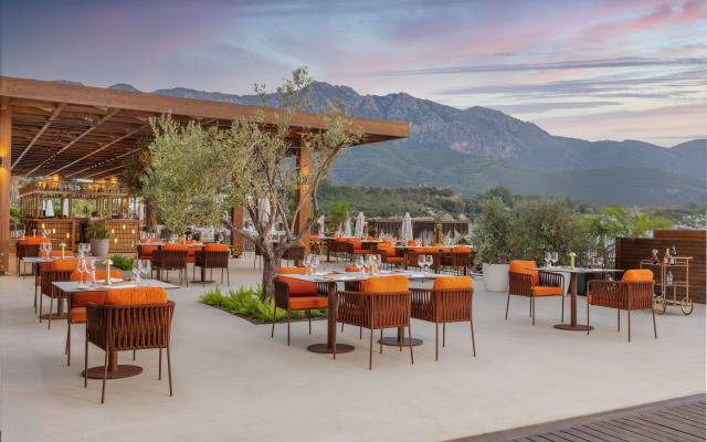 Merit Park Hotel Casino & SPA