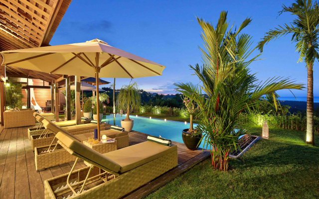 Hidden Hills Villa