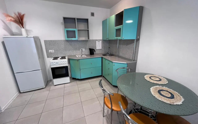 Квартира Евротрешка на Юности 2