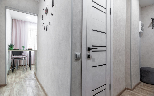 Квартира cовременная возле ЖД Вокзала KrasRoyal