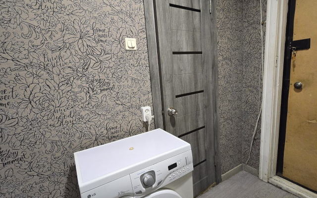 Na Kuznetsova  Flat