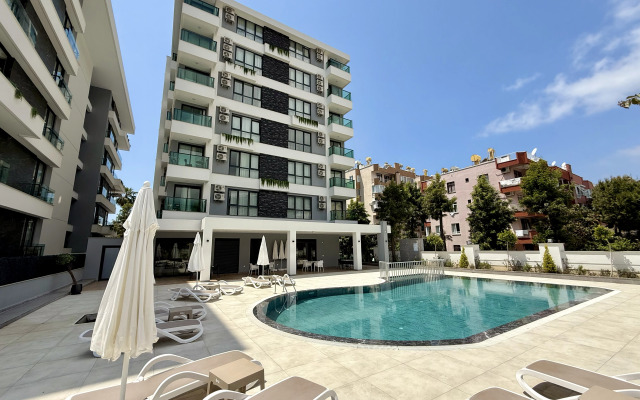 V 100 Metrakh ot Plyazha Cleopatra Apartments