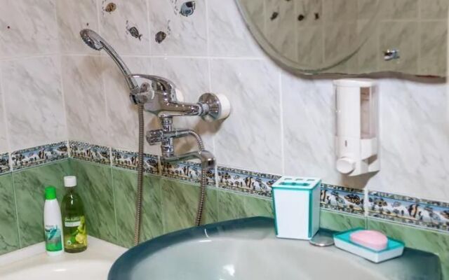 Квартира Трёхкомнатная на Зубковой