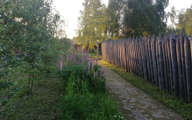 Okulova Zaimka Guest House