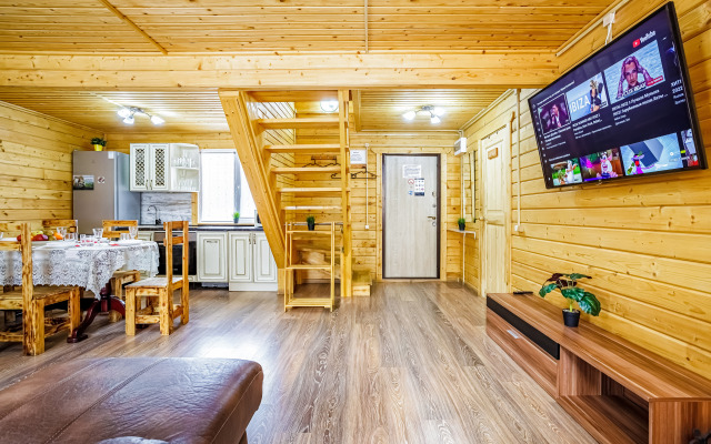 Semeyny Zagorodny Klub Otdykha Agoy-Shale Private house