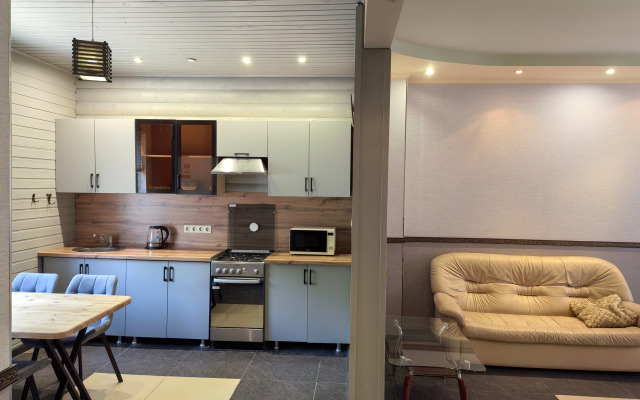 S Basseynom Guest House