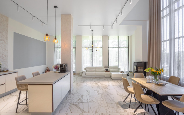 Eksklyuzivny Dom Na Chernoy Rechke Private house