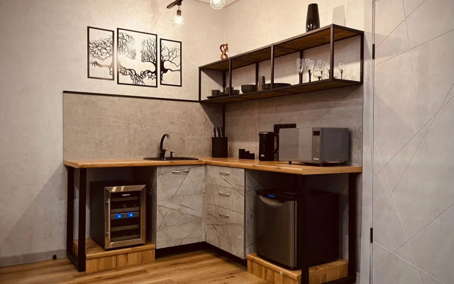 Апартаменты с дизайнерским ремонтом и сауной