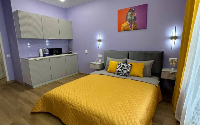 Dizayn Kudrovo s Kachelyyu Apartments