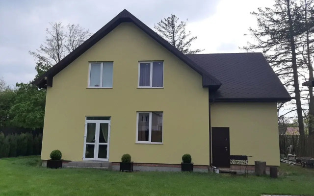 Частный дом Дом с беседкой