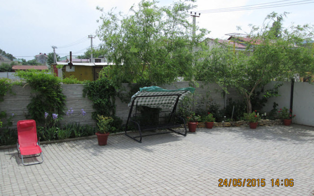 San Rest U Alexa Guest House