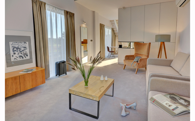 Arche Palac I Folwark Lochow Hotel