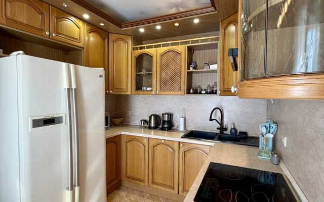 Квартира Двухкомнатная рядом с ТЦ Кристалл