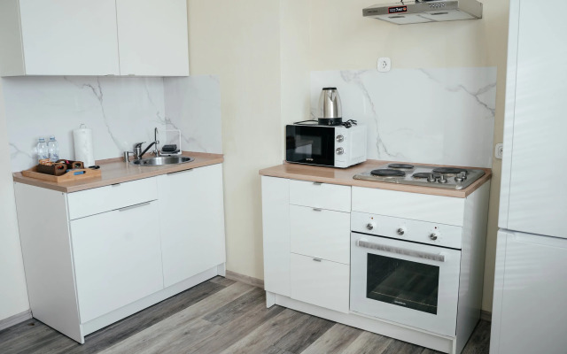 V Sovremennom Rayone Nedaleko Ot Tsentra Goroda Flat
