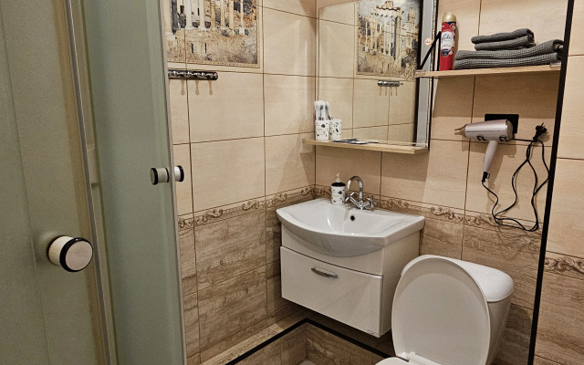 Flat Zolotoy s Terrasoy Vid na More bez Kukhni