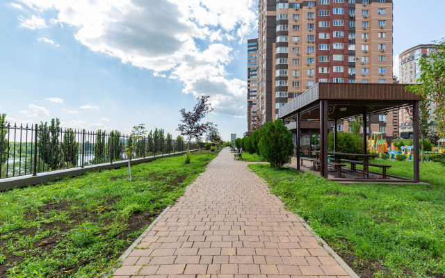 Na Beregovoy Flat