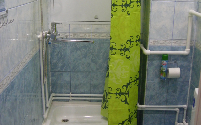 Studiya Afrika Apartments Na Shkolnoy