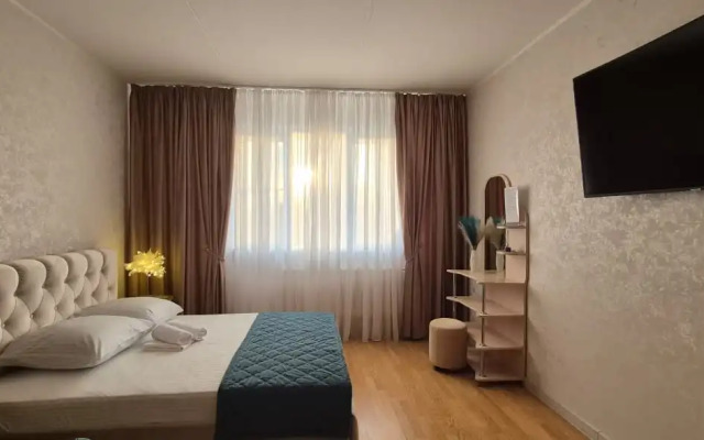 Квартира Яркая, уютная квартира в центре Заводского района