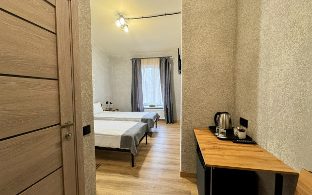 Premiere Hotel