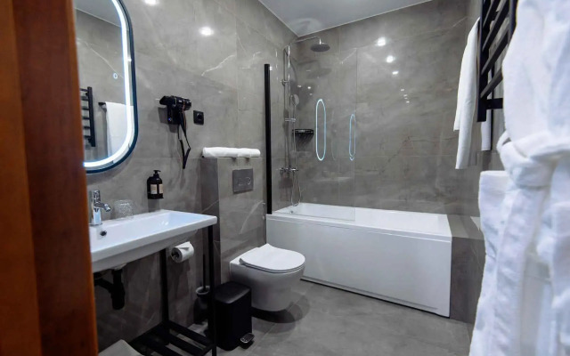 Medvezhij Ugol Hotel