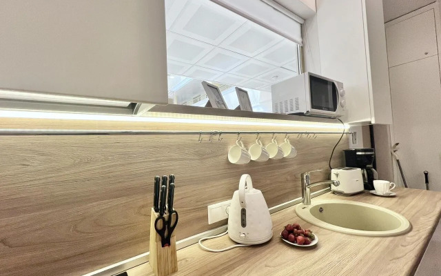 Апартаменты на Ялтинской 12А ЖК «Шато Лувр»