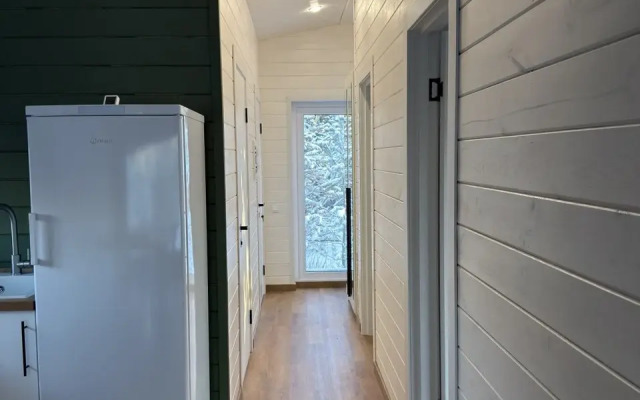 Частный дом в лесу