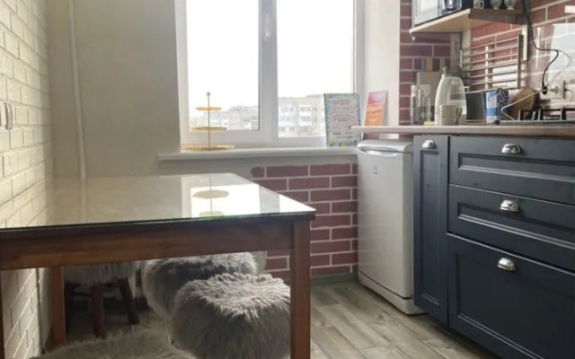 Квартира четырехкомнатная на Цюрупы, 84