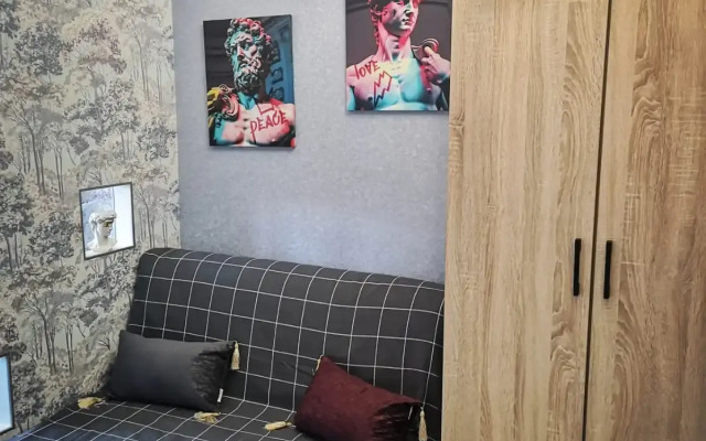 City Plaza Apartments