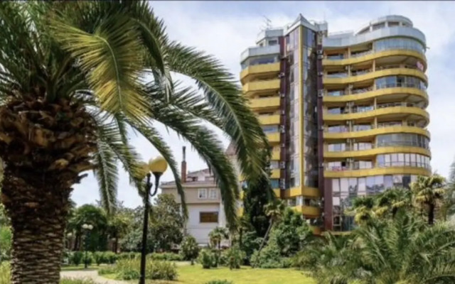 V Zhk Versal Nesebrskaya 14 Flat