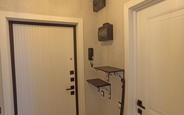 Dizaynerskaya Kvartira S Vidom Na Chernoye More Flat