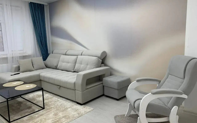 Апартаменты на проспекте Геннадия Айги 20