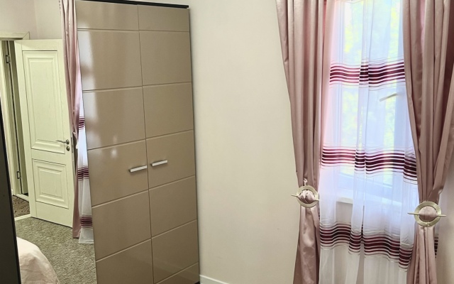 50 Let Oktyabrya 78/1 Private House