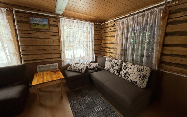 Частный дом Деревенский дом с русской печью и сауной