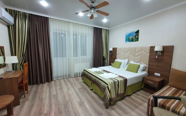 Апартаменты на 5 этаже Репина 1