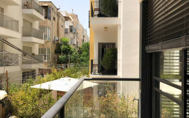 Апартаменты Trendy With Balcony On Sheinkin By Feelhome