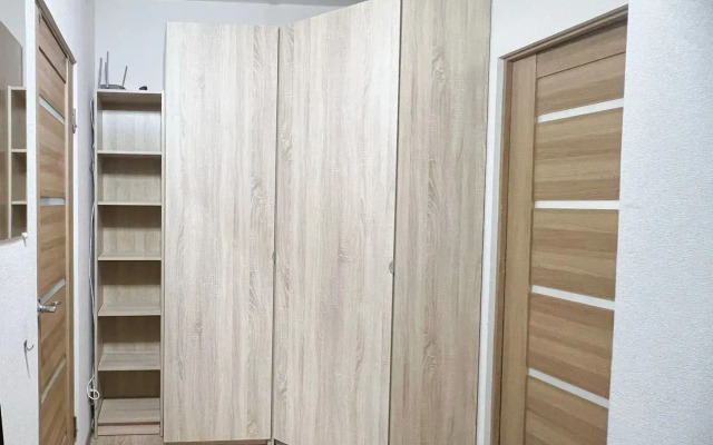 Na Monastyrskoy Ulitse 46 Flat