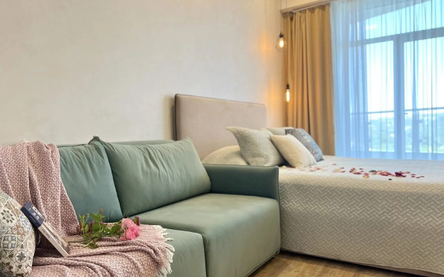 Апартаменты на Ялтинской 12А ЖК «Шато Лувр»