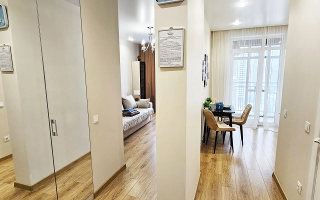 Stilnaya Kvartira So Vsemi Udobstvami V Spokoynykh Tonakh Flat