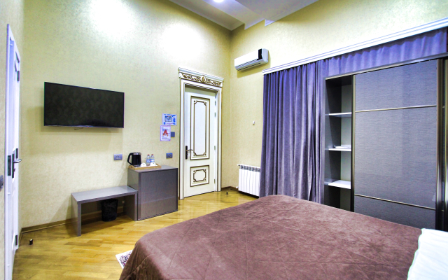 Pilot Baku Hotel