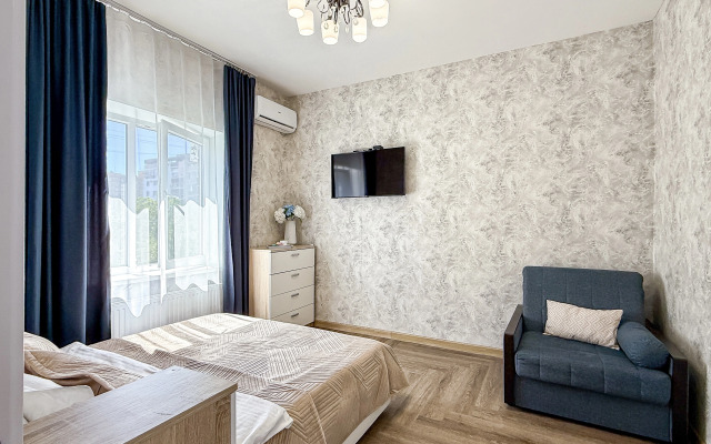 Квартира Уютная евродвушка в центре у самого моря