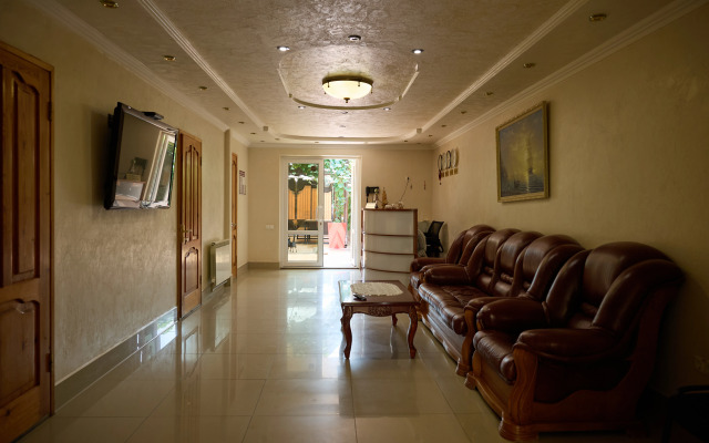 Vanatur Guest house