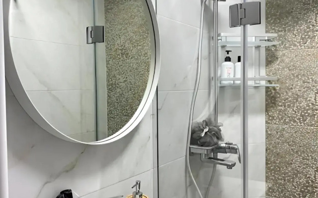 Uyutnaya 5 Minut do Morya Flat