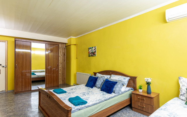 Na Leselidze 10b Guest House