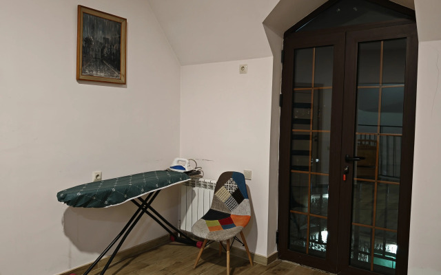 Blur Inn Gallery Hotel