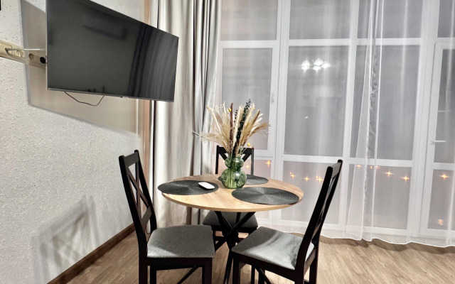 Ryadom S Olimpiyskim Parkom Apartament