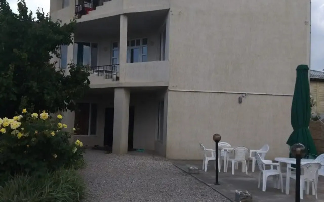 Krymskie Kanikuly Apartments