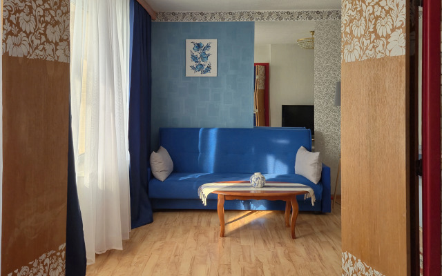 Dizaynerskaya Kvartira Gzhel  V Russkom Stile Flat